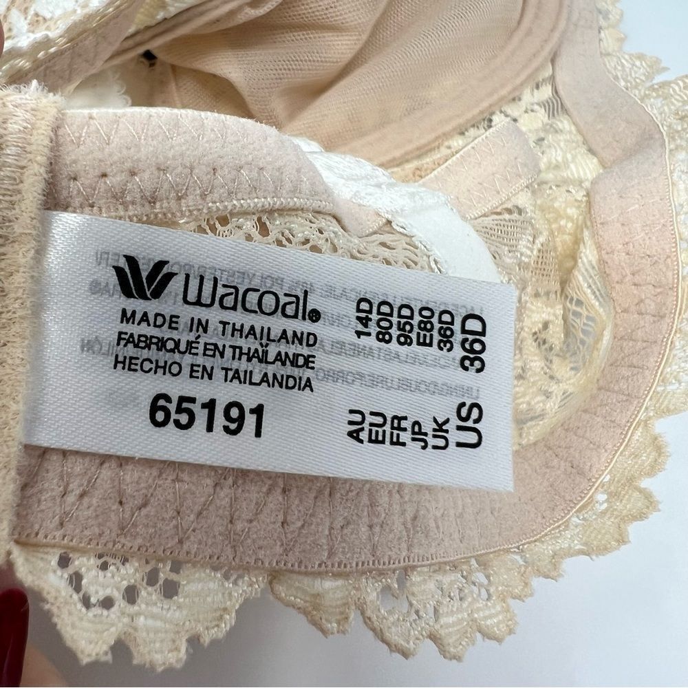 Wacoal Embrace Lace Underwire Bra - Picture 4 of 5